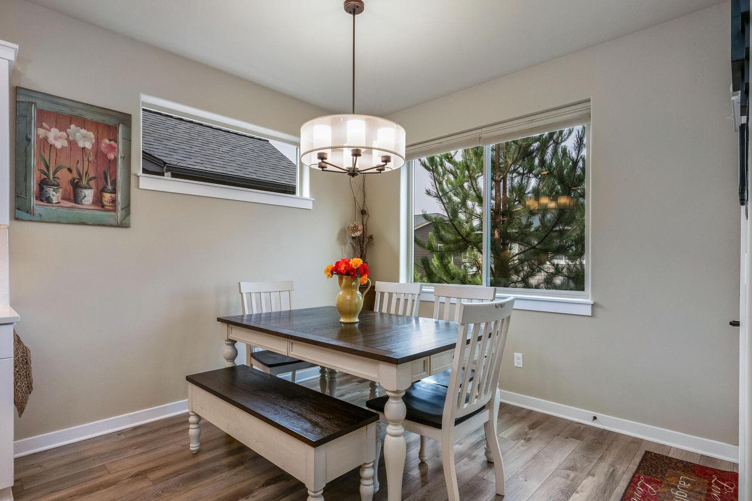 Photo of 1071 NE Sunrise Street 6 of 19