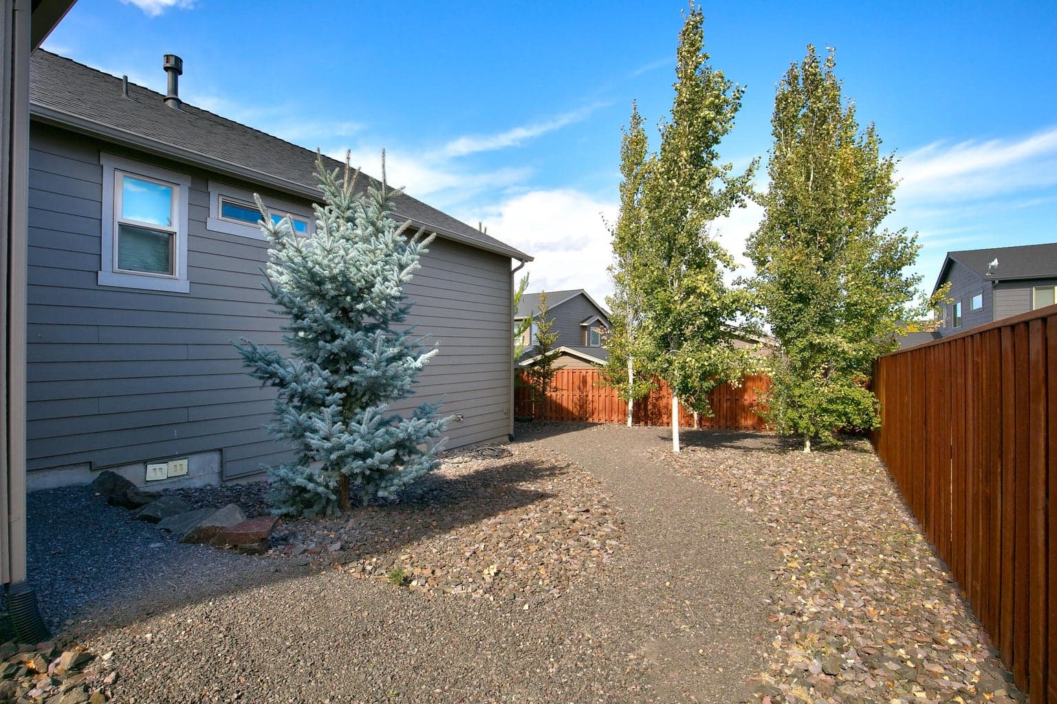 Photo of 1071 NE Sunrise Street 17 of 19