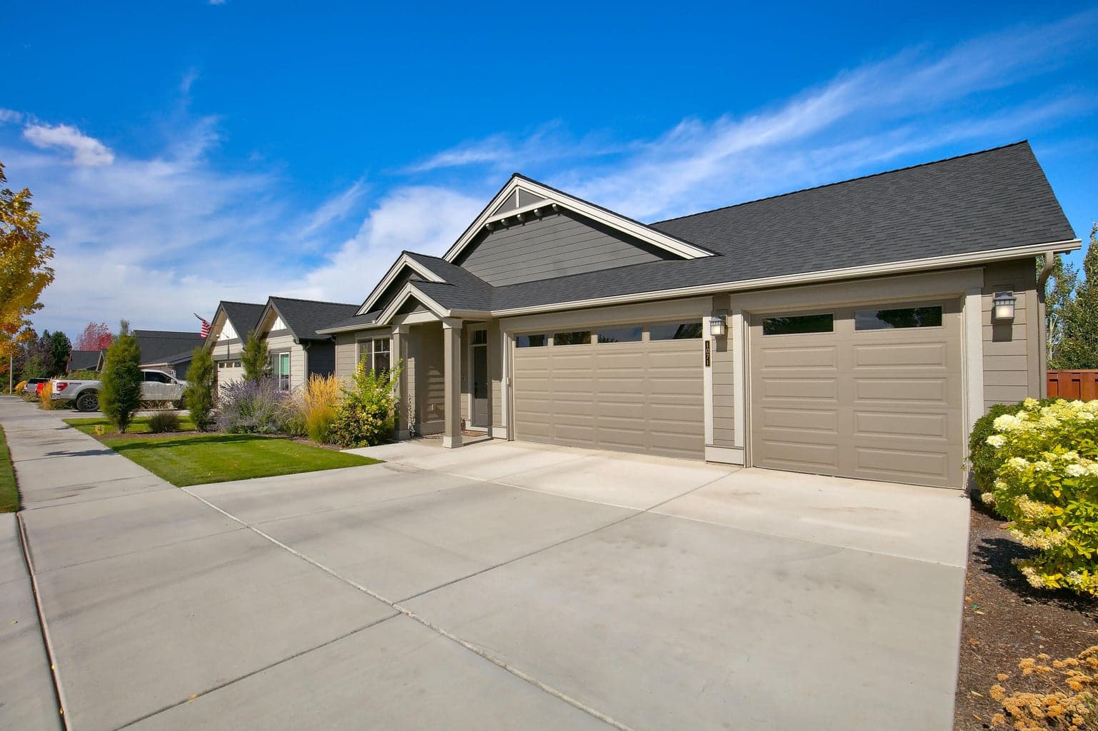 Photo of 1071 NE Sunrise Street 19 of 19