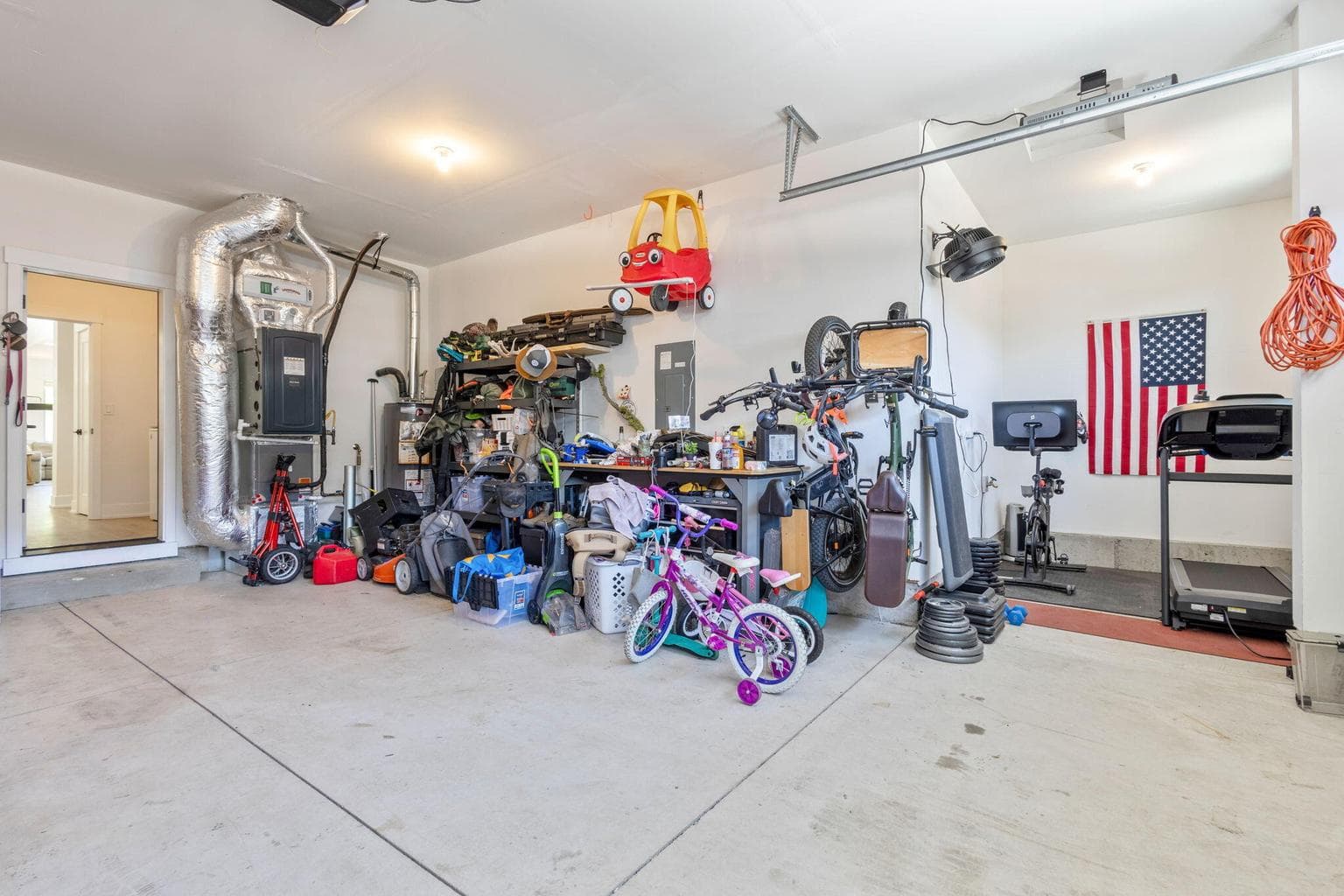 Photo of 4605 SW 36th Street 33 of 35