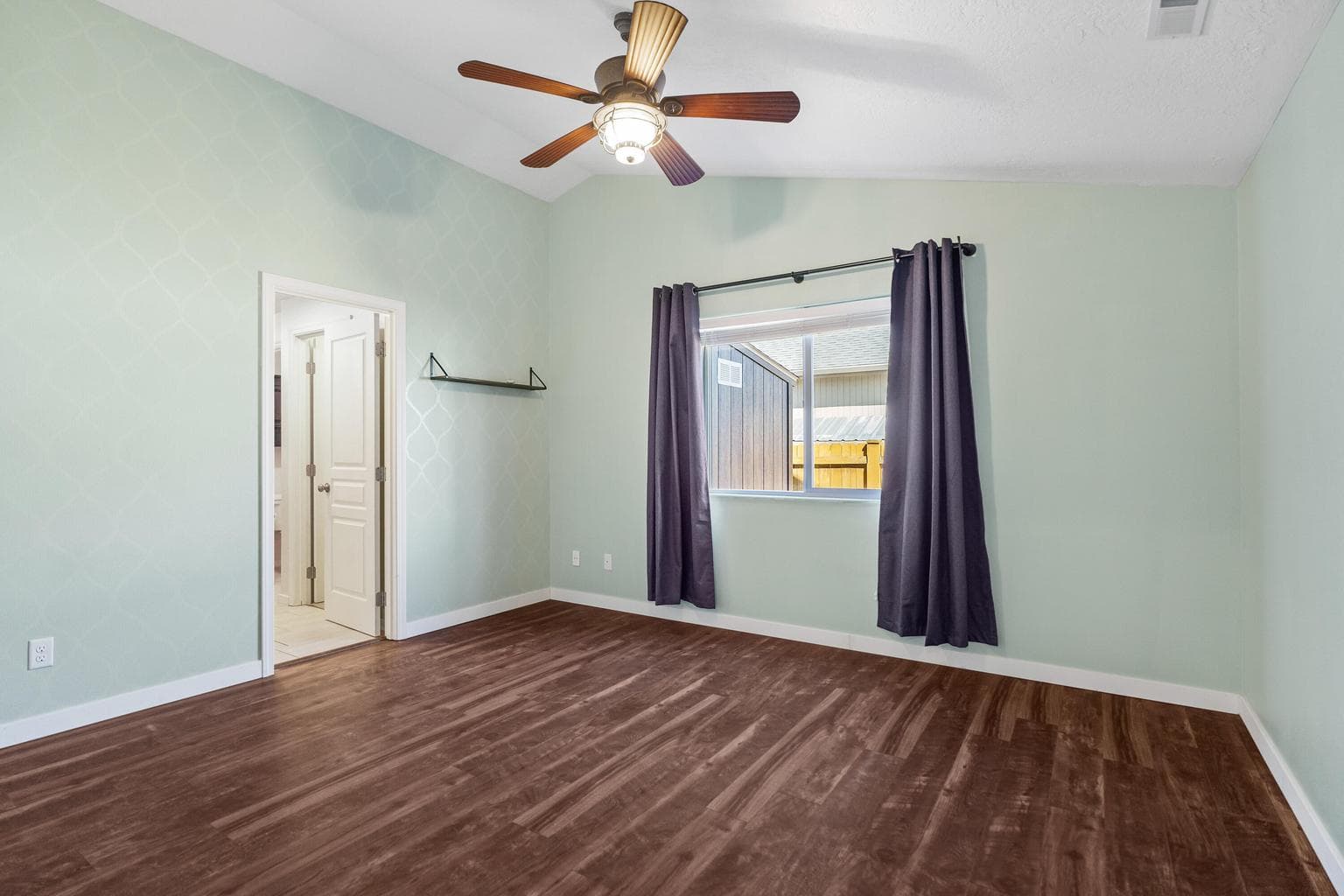 Photo of 63759 Hunters Circle 11 of 33