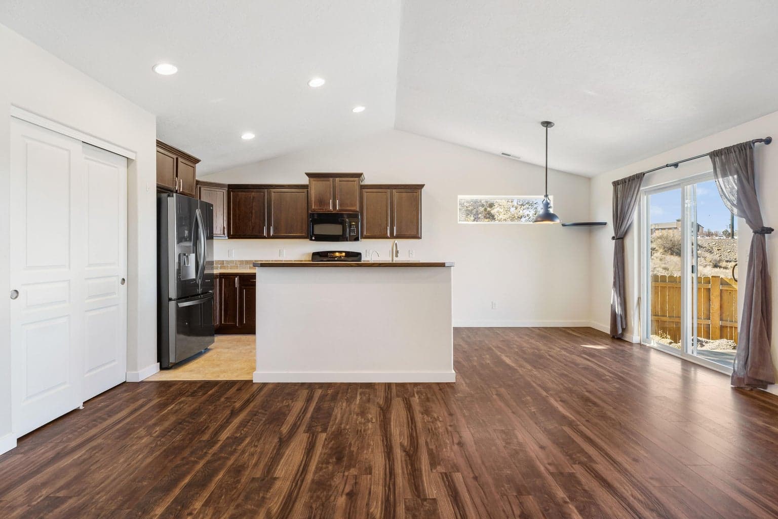 Photo of 63759 Hunters Circle 9 of 33