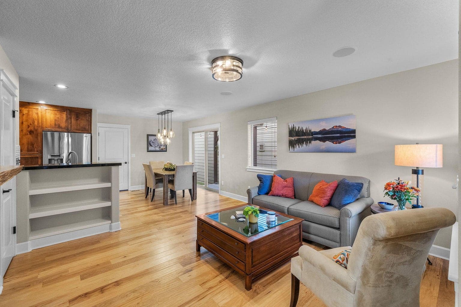 Photo of 1740 NW Harriman Street 11 of 58