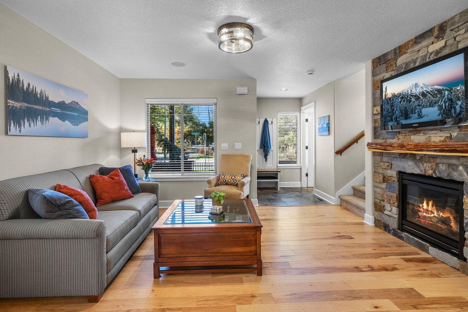 Photo of 1740 NW Harriman Street 13 of 58