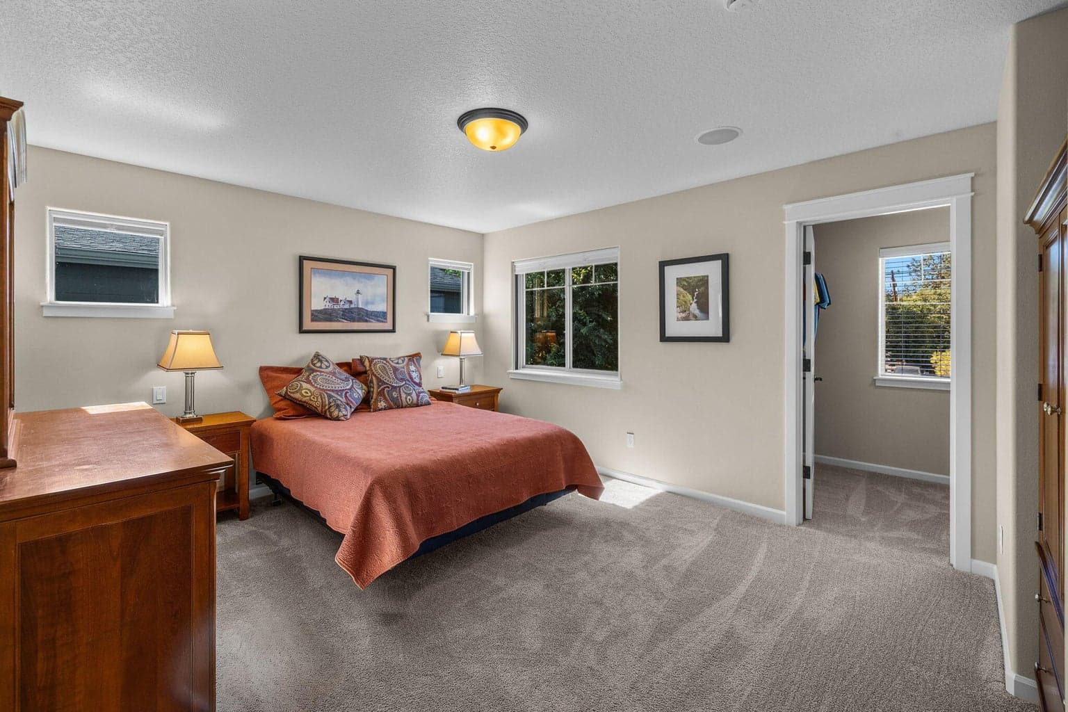 Photo of 1740 NW Harriman Street 38 of 58