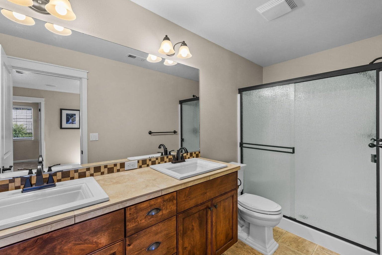 Photo of 1740 NW Harriman Street 43 of 58