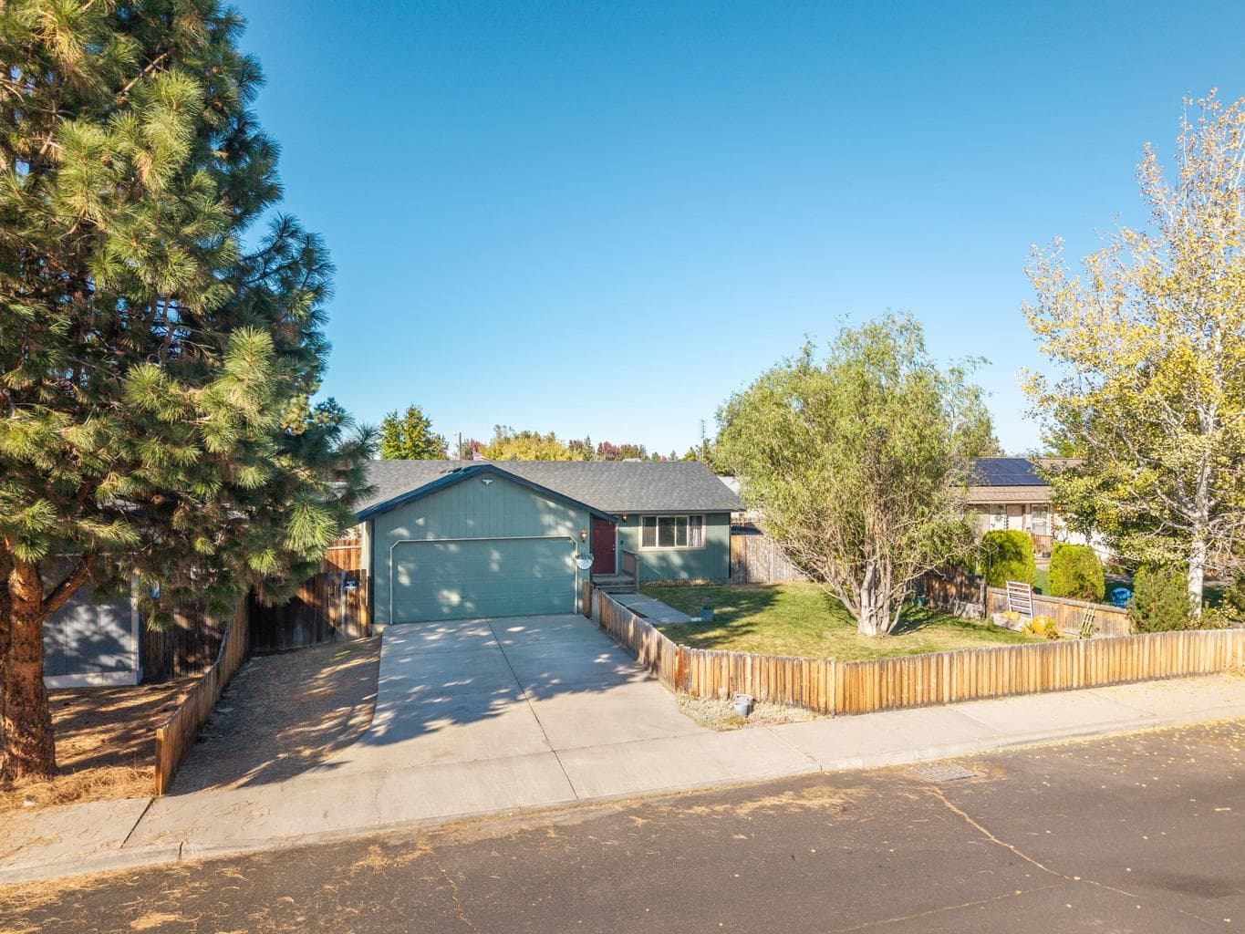 Photo of 3001 SW Pumice Place 21 of 26