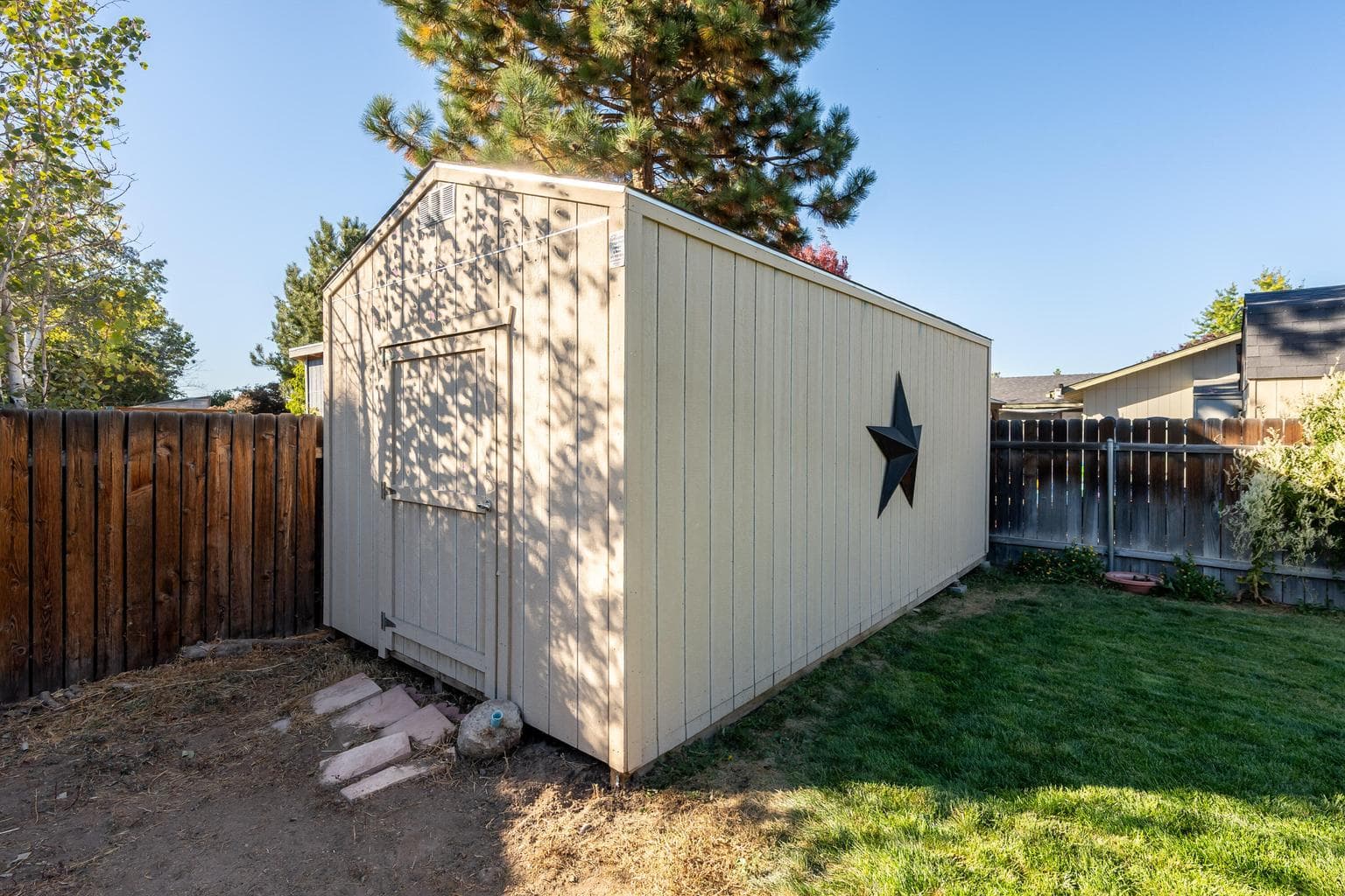 Photo of 3001 SW Pumice Place 17 of 26