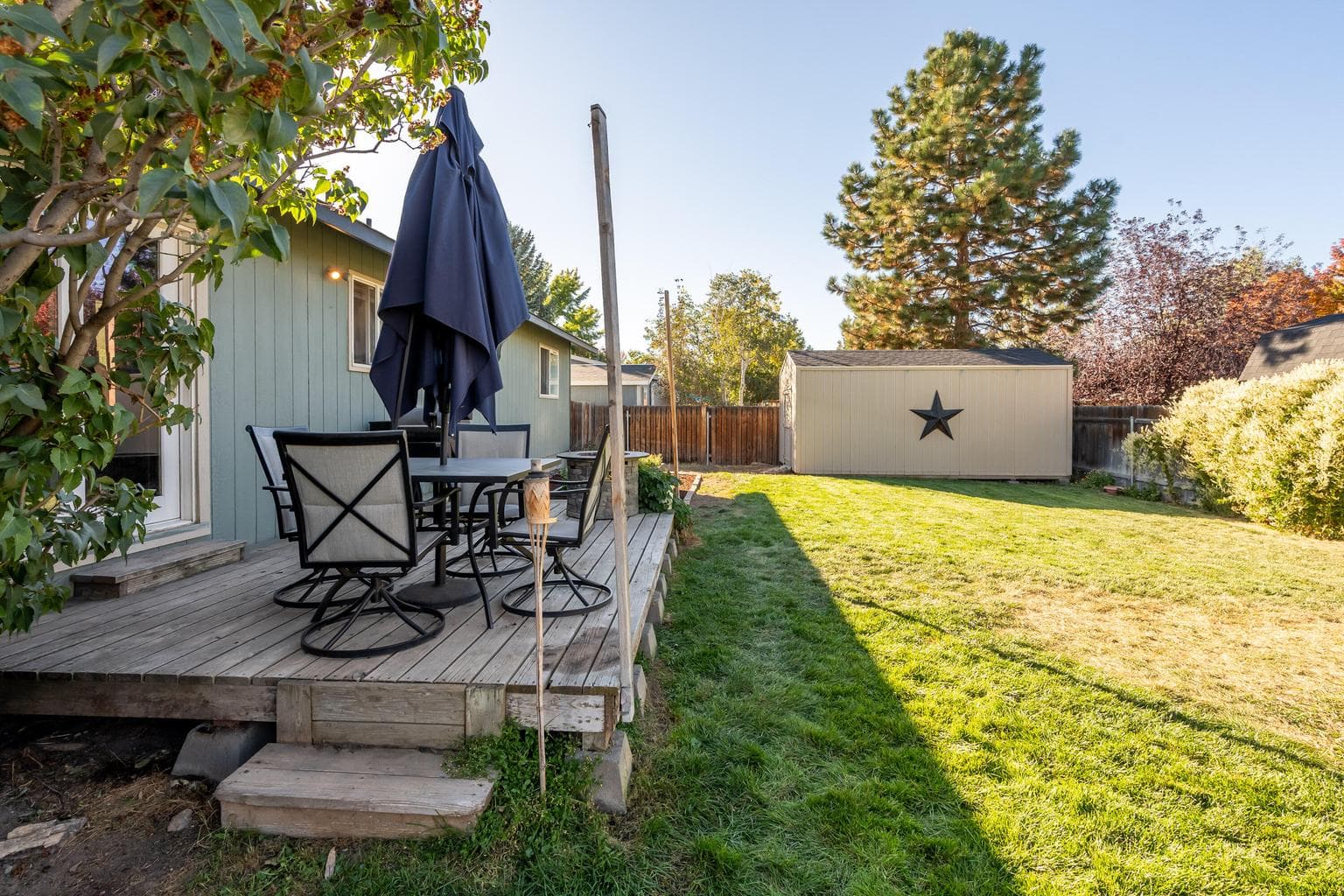 Photo of 3001 SW Pumice Place 16 of 26