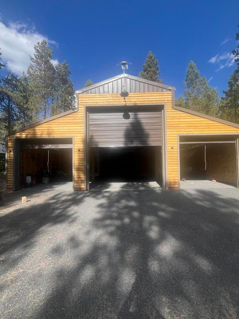Photo of 17322 Kingsburg 3 of 12