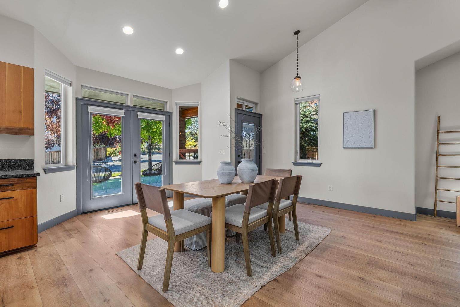 Photo of 458 NW Princess Court 9 of 57