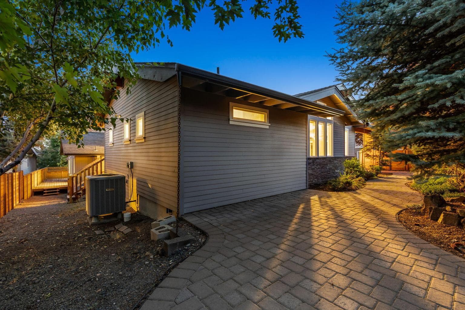 Photo of 458 NW Princess Court 48 of 57