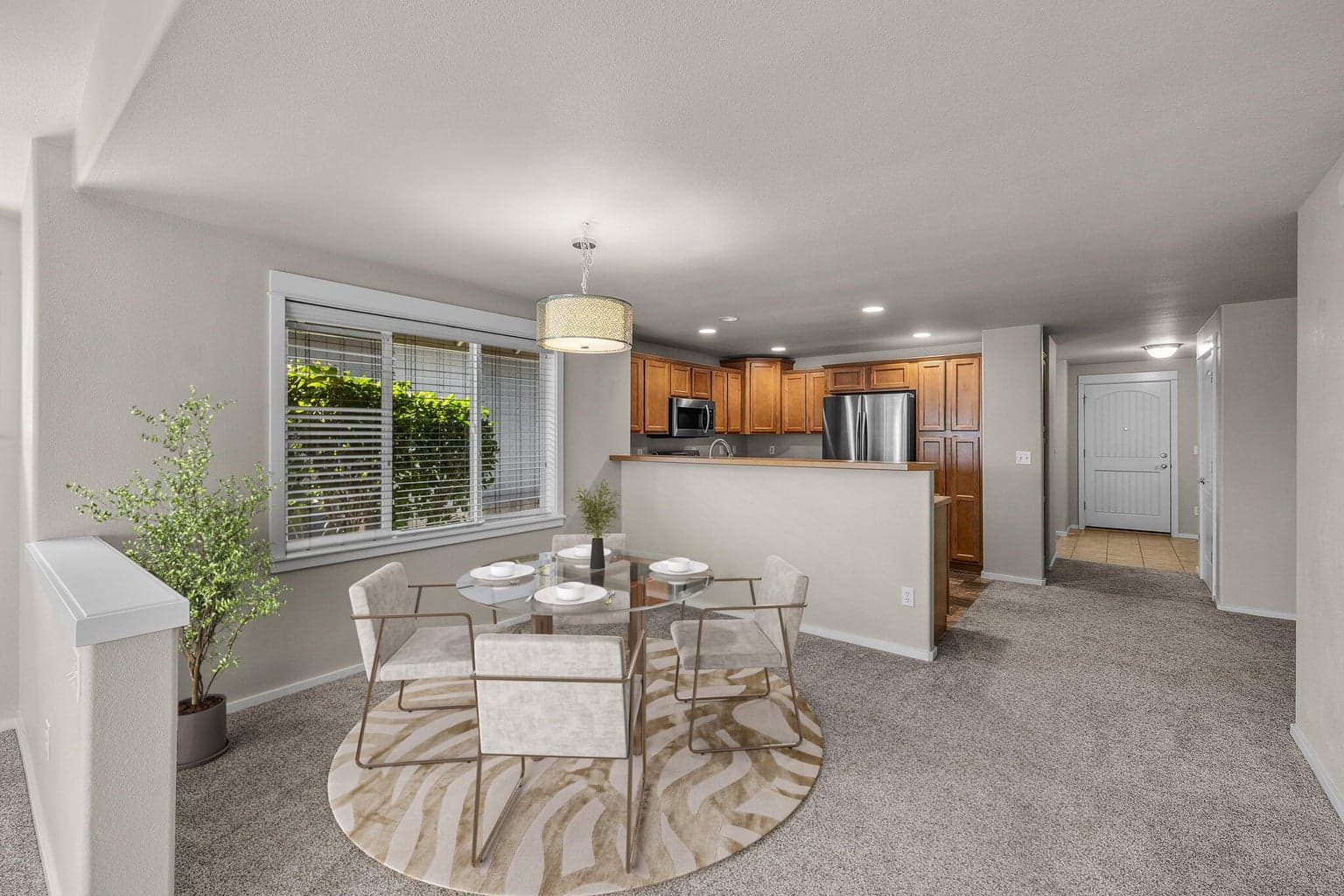 Photo of 3650 SW 30th Street 10 of 31