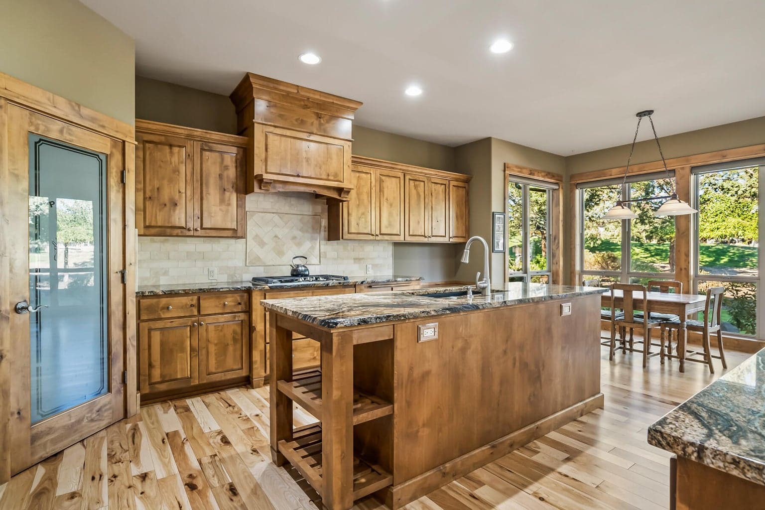 Photo of 8787 Merlin Drive 15 of 53