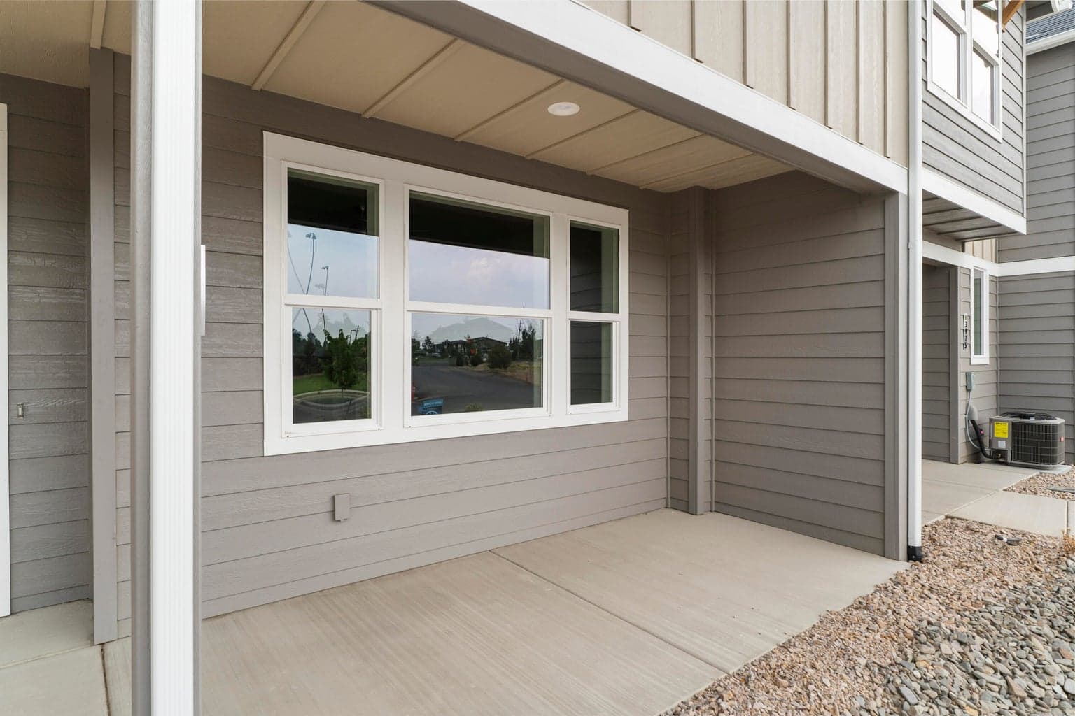 Photo of 3937 SW Coyote Avenue 22 of 24