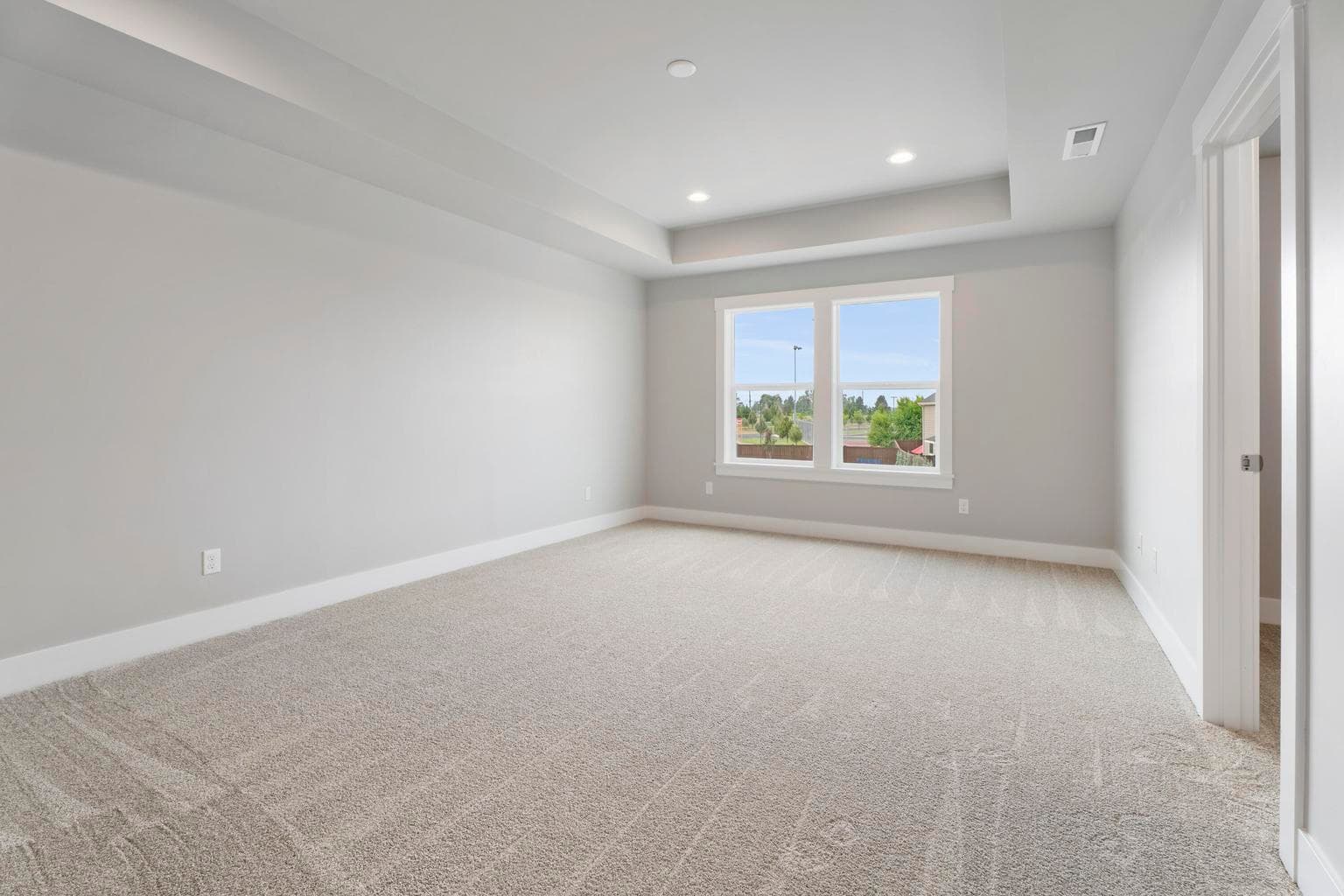 Photo of 3937 SW Coyote Avenue 15 of 24