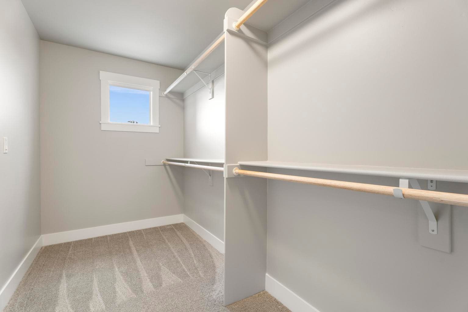 Photo of 3937 SW Coyote Avenue 17 of 24