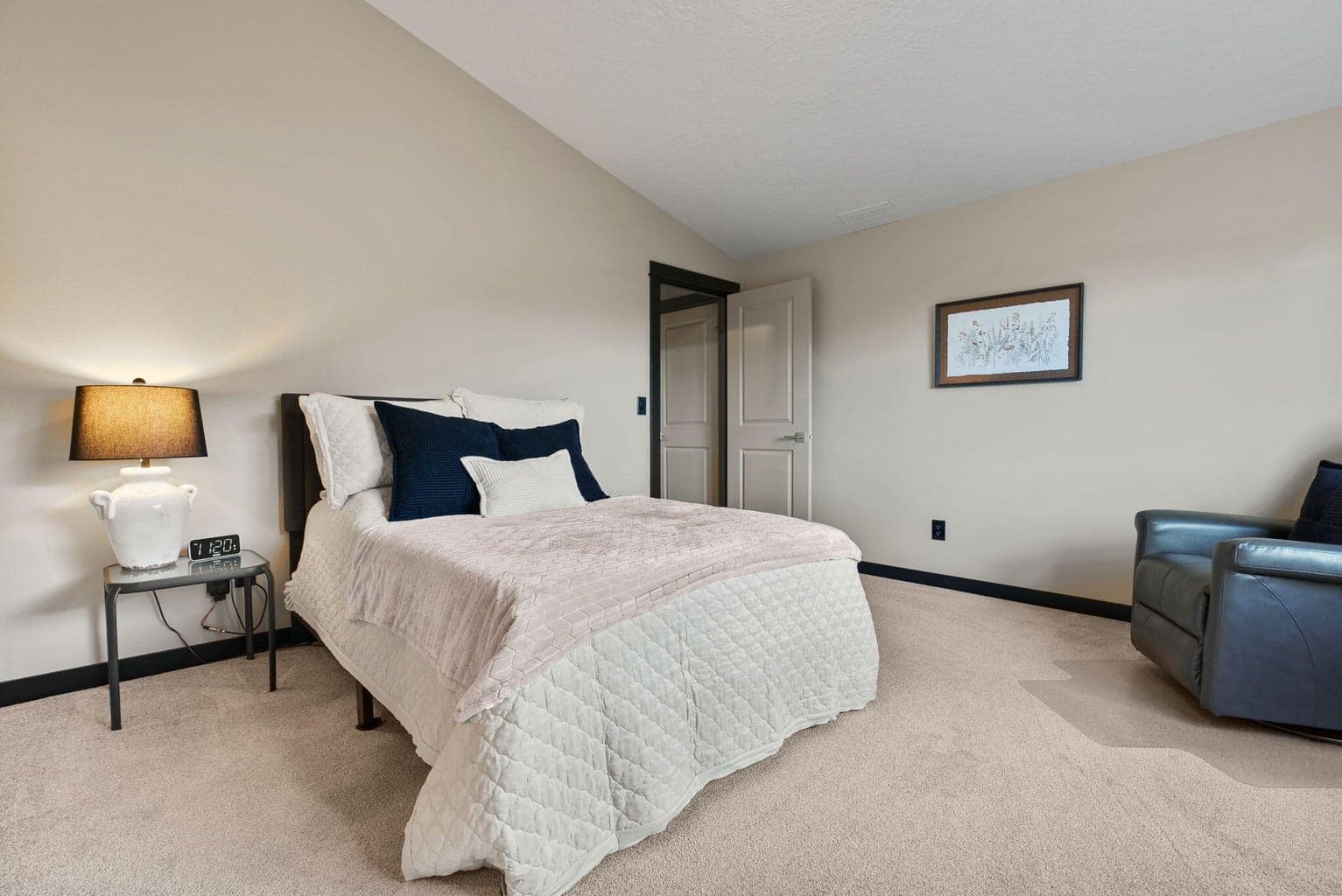 Photo of 3565 NW 9th Court 12 of 41