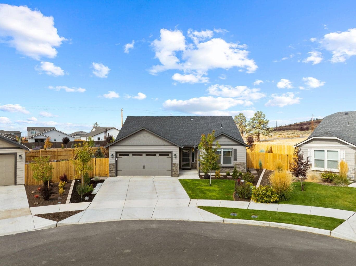 Photo of 3565 9th 2 of 41