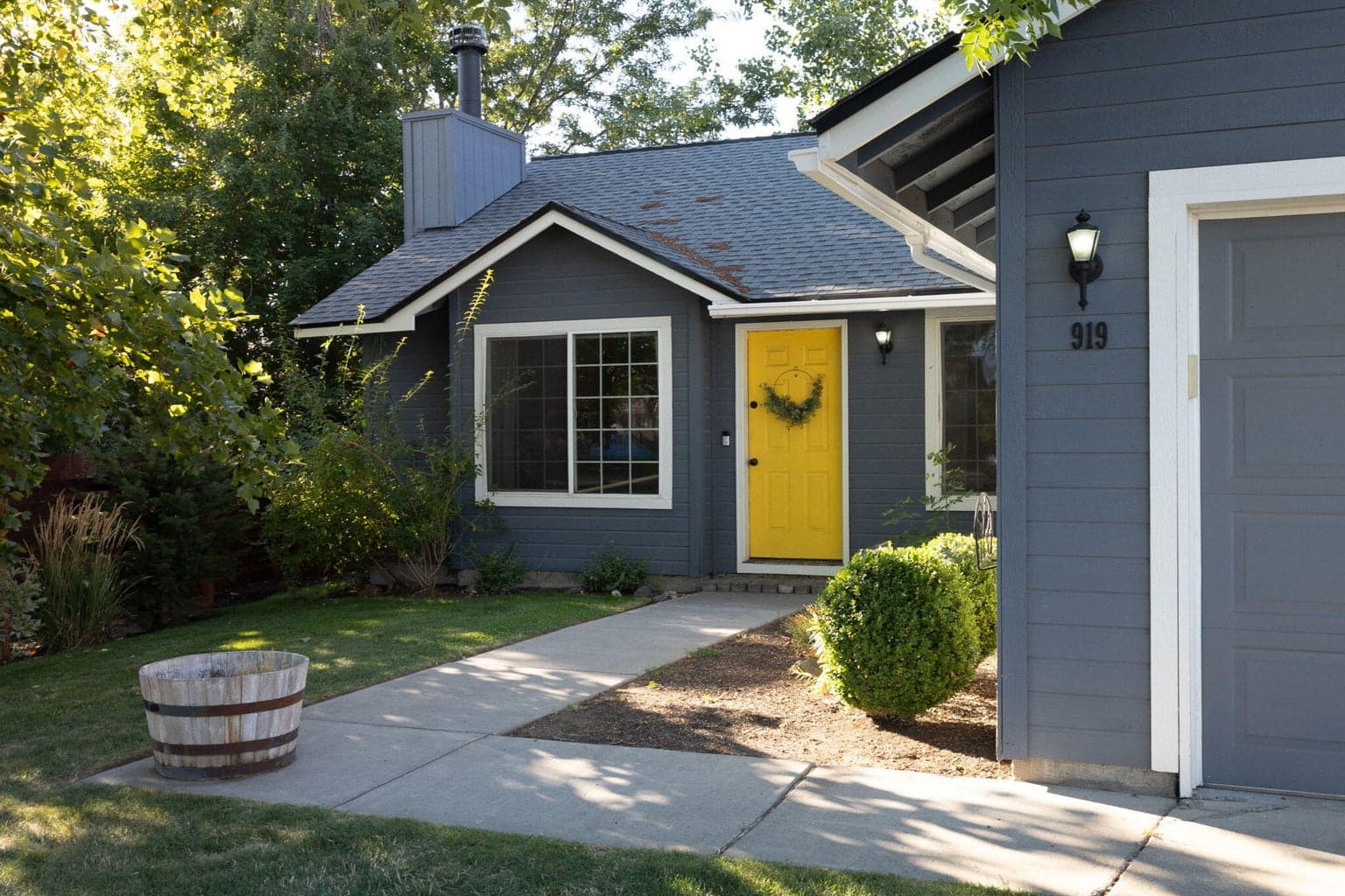 Photo of 919 20th 3 of 34