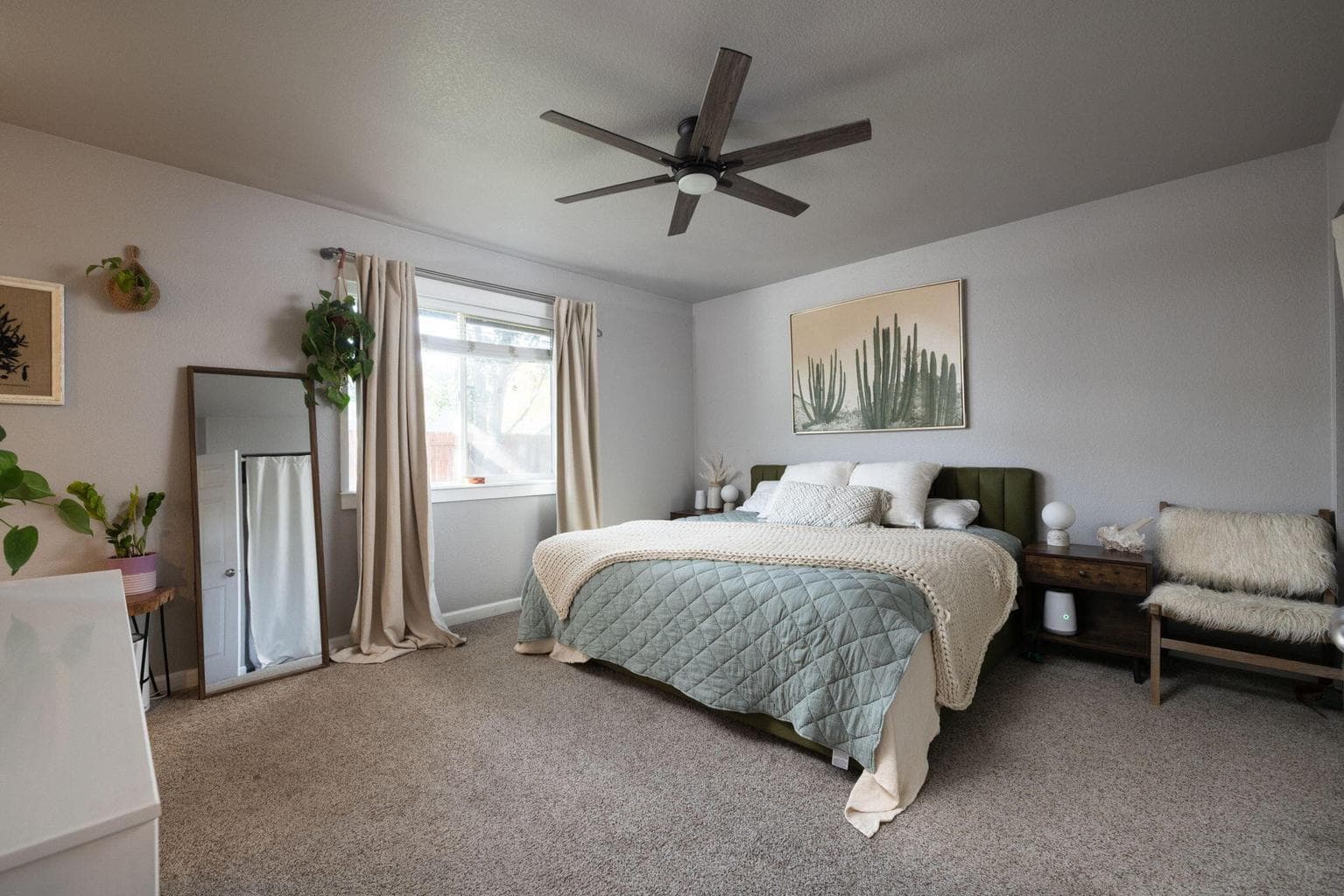 Photo of 919 NW 20th Court 14 of 34