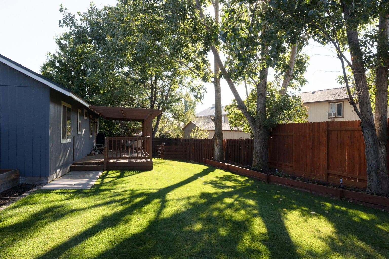 Photo of 919 NW 20th Court 23 of 34