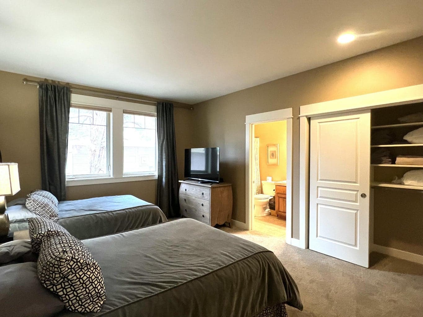 Photo of 1461 Eagle Springs Court 34 of 91
