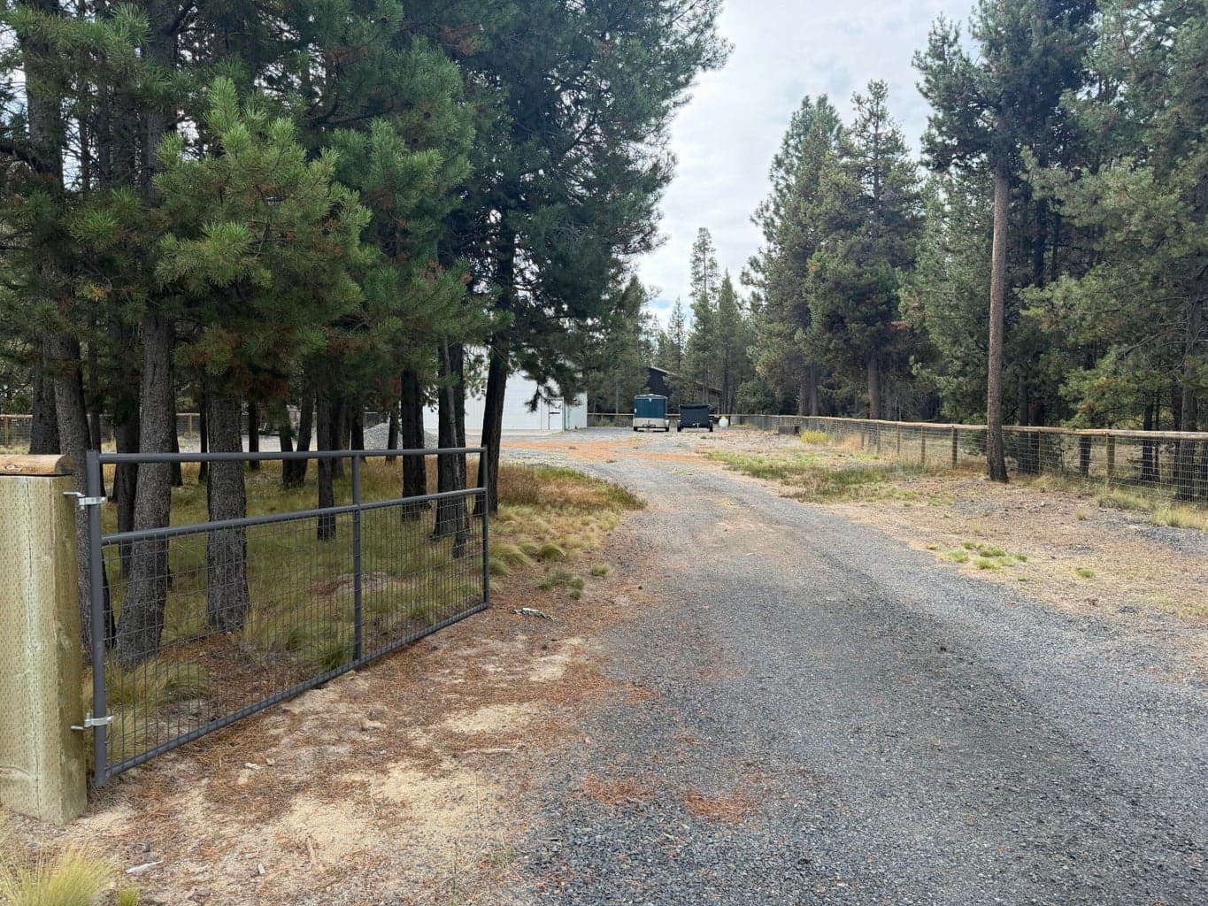 Photo of 17037 Downey 3 of 20