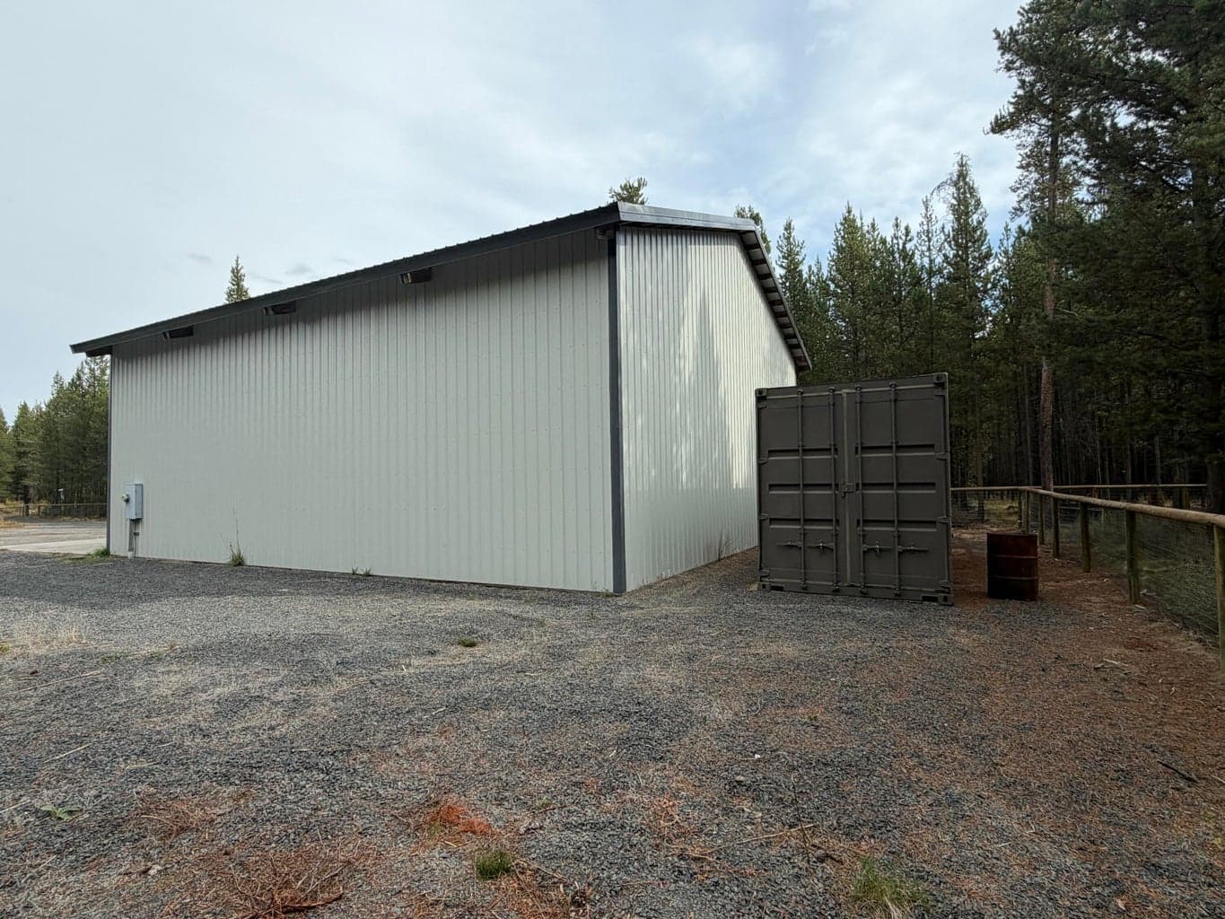 Photo of 17037 Downey Road 8 of 20