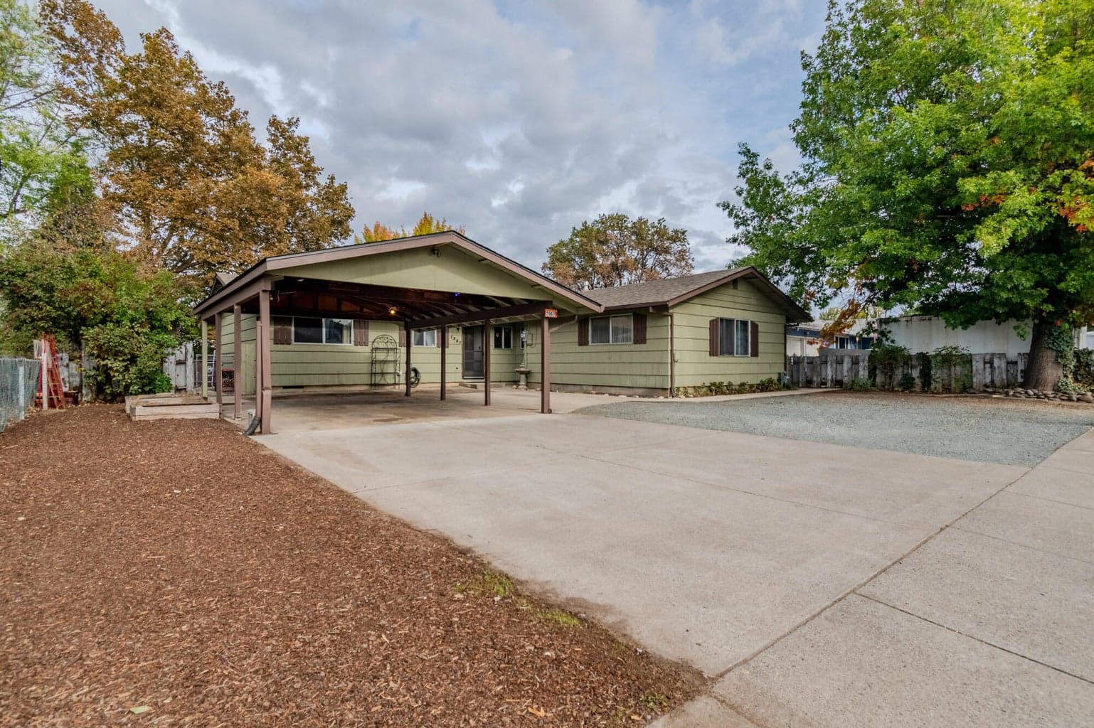 7967 Ajax, White City, 97503