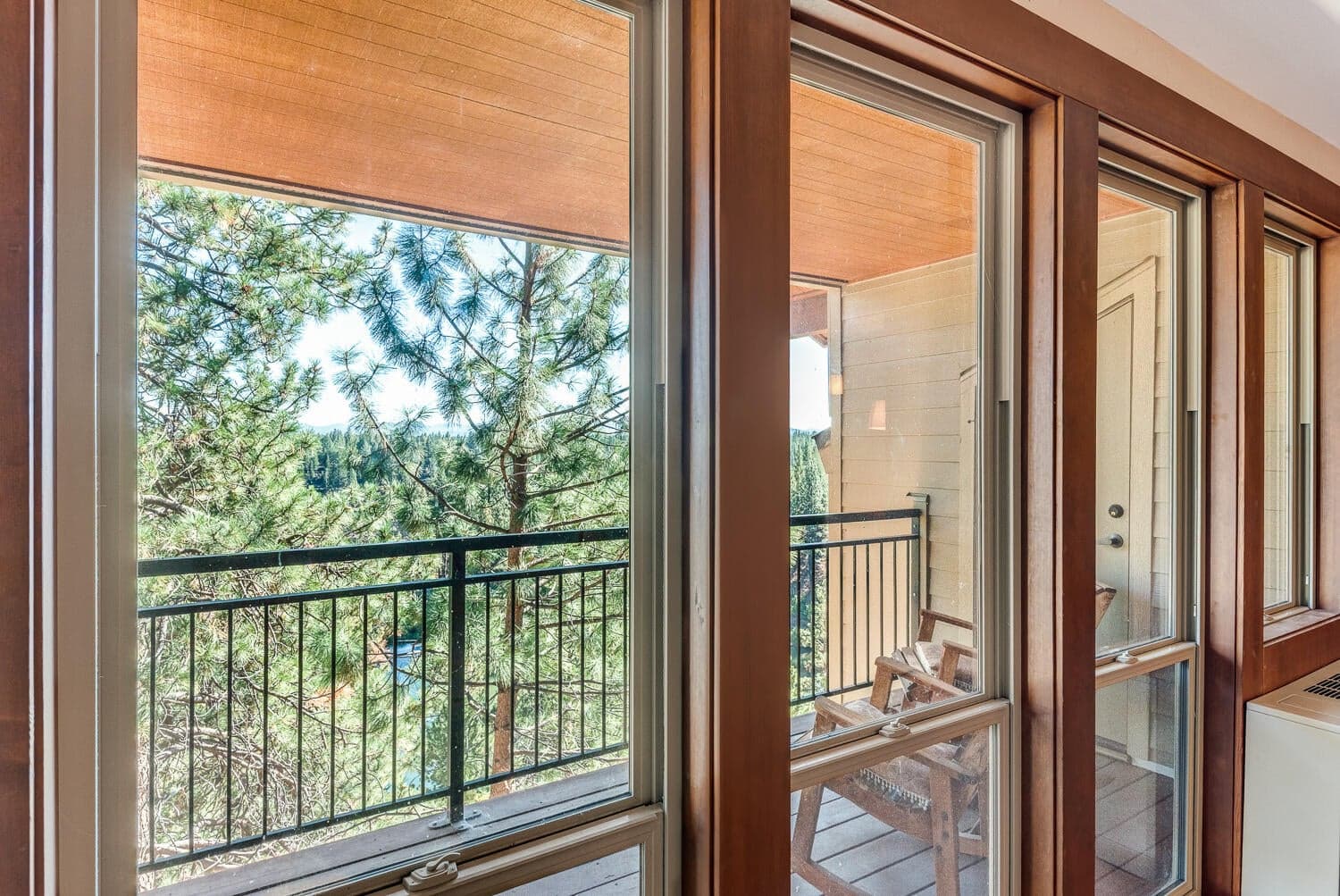 Photo of 18575 SW Century Drive 9 of 16