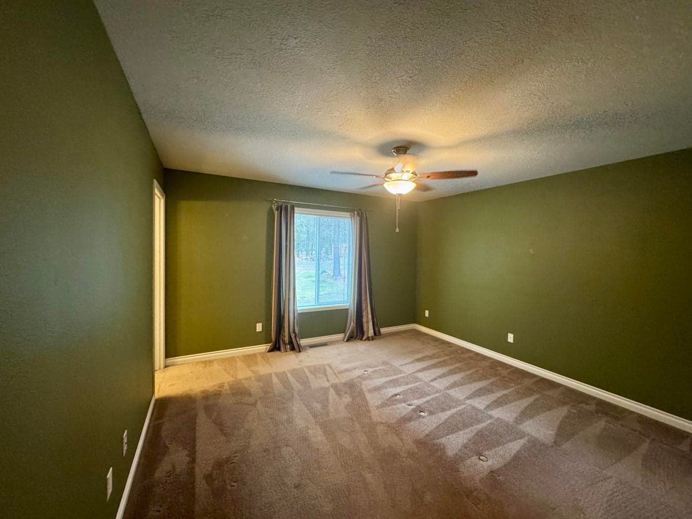 Photo of 52748 Golden Astor Road 12 of 30