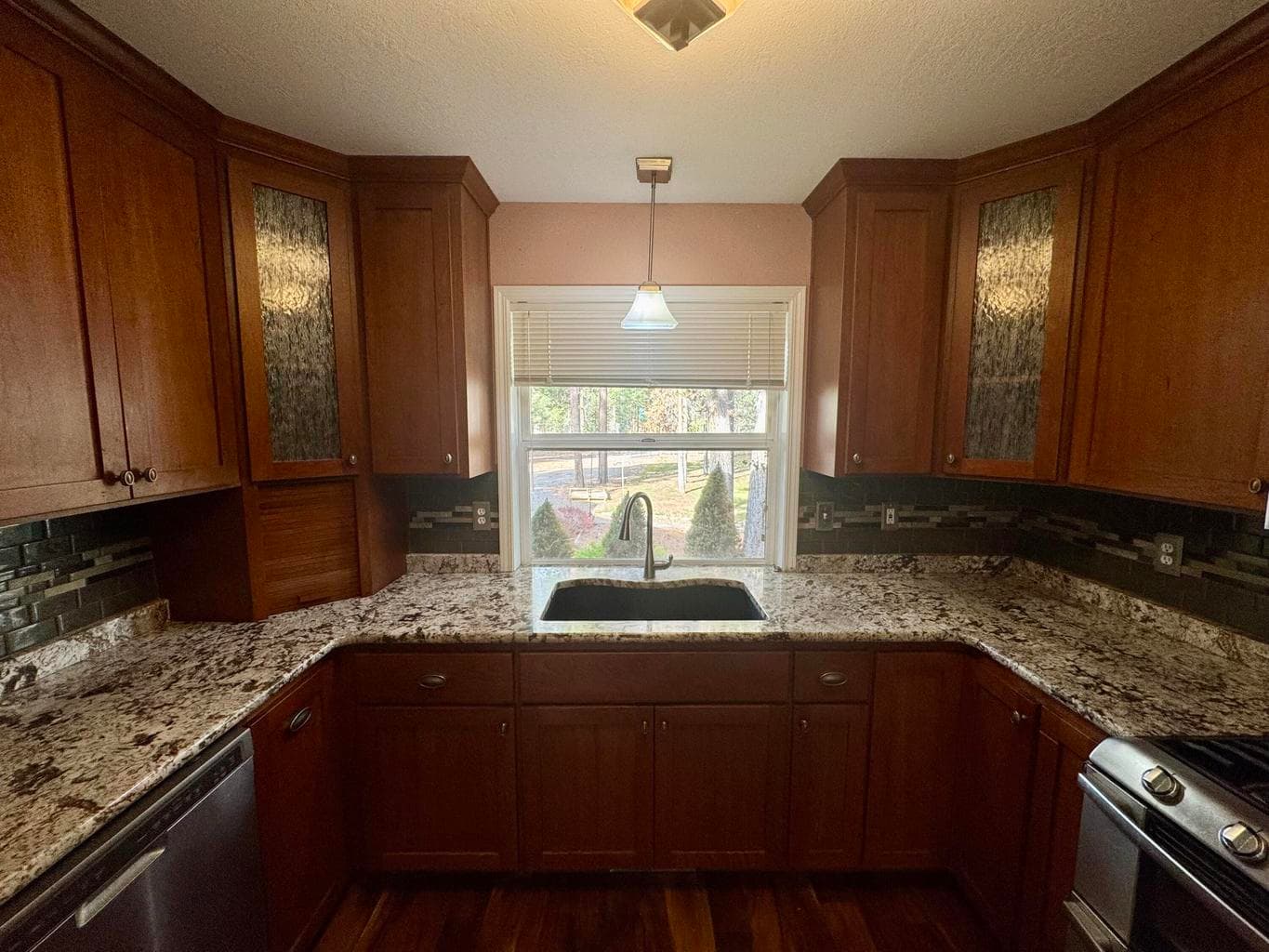 Photo of 52748 Golden Astor Road 10 of 30