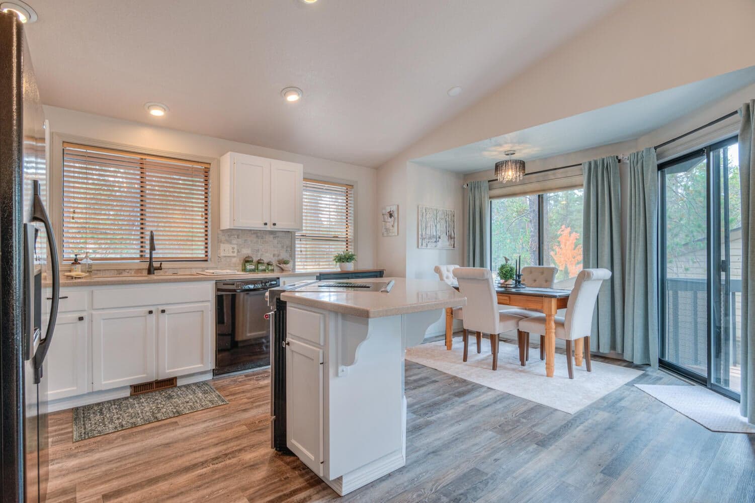 Photo of 18034 Witchhazel Lane 16 of 27
