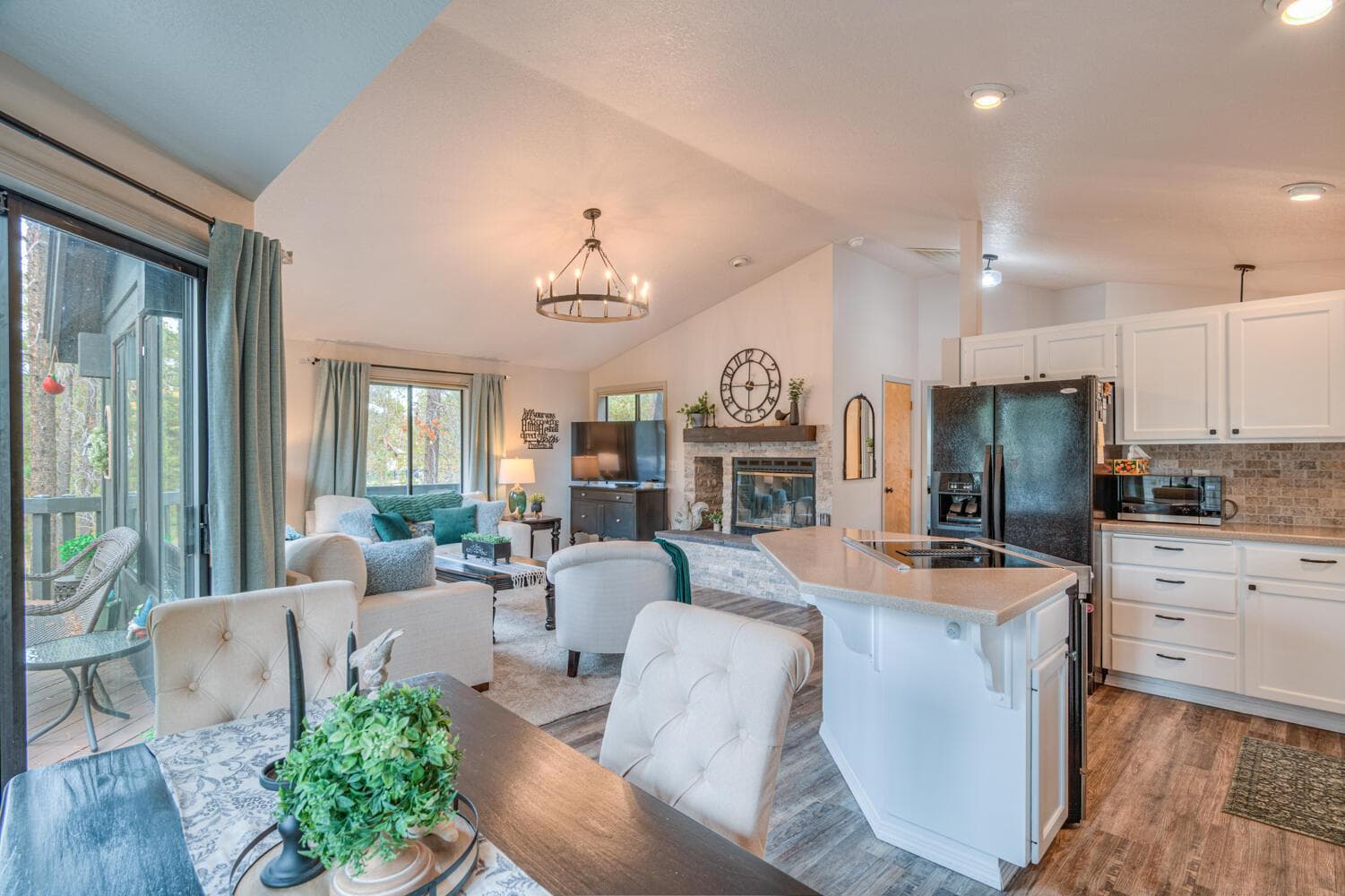 Photo of 18034 Witchhazel Lane 18 of 27