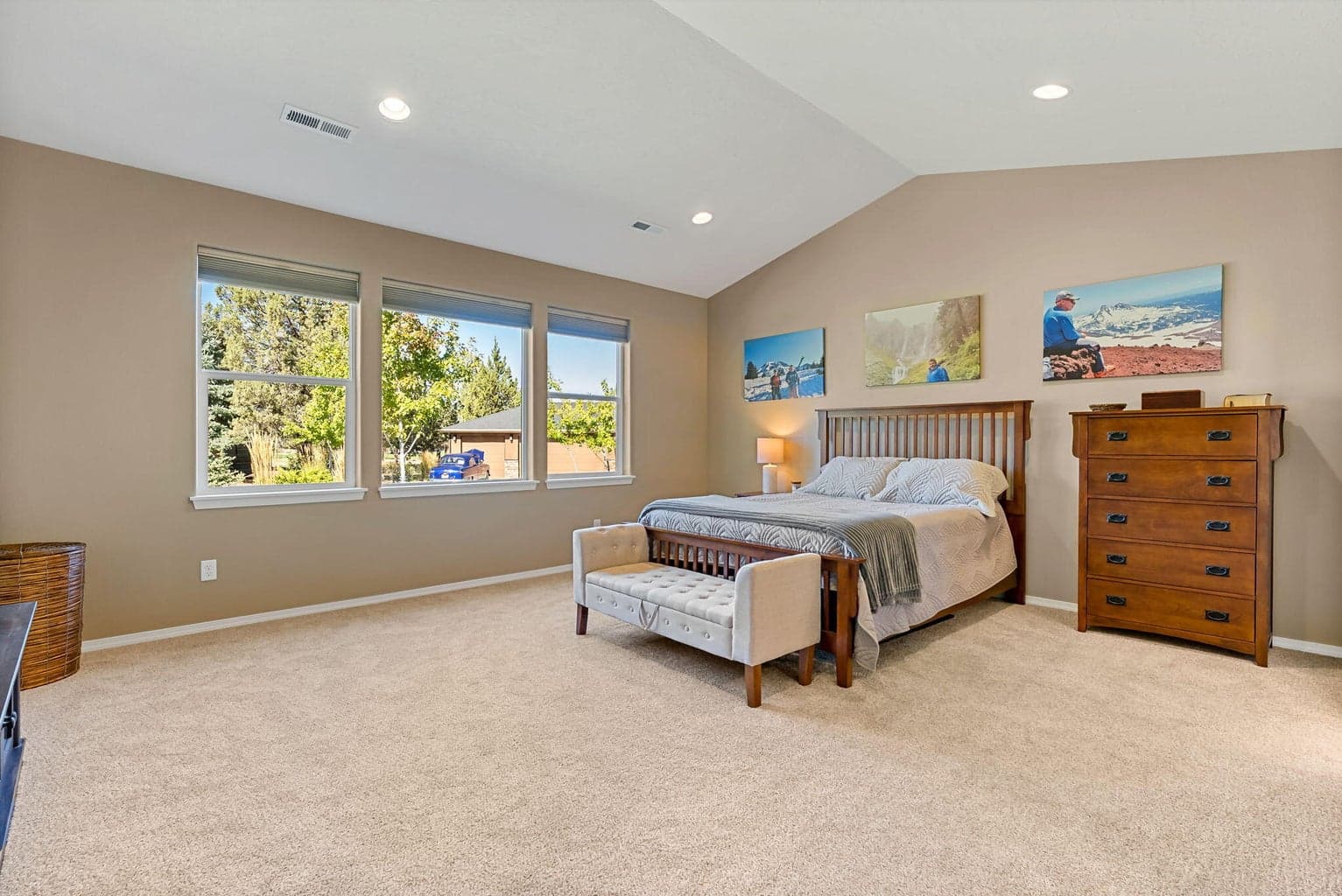 Photo of 810 Willet Lane 14 of 50