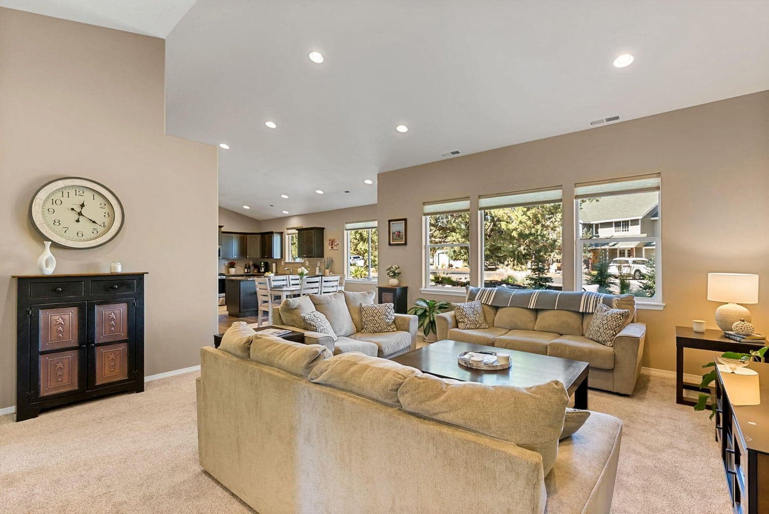 Photo of 810 Willet Lane 18 of 50
