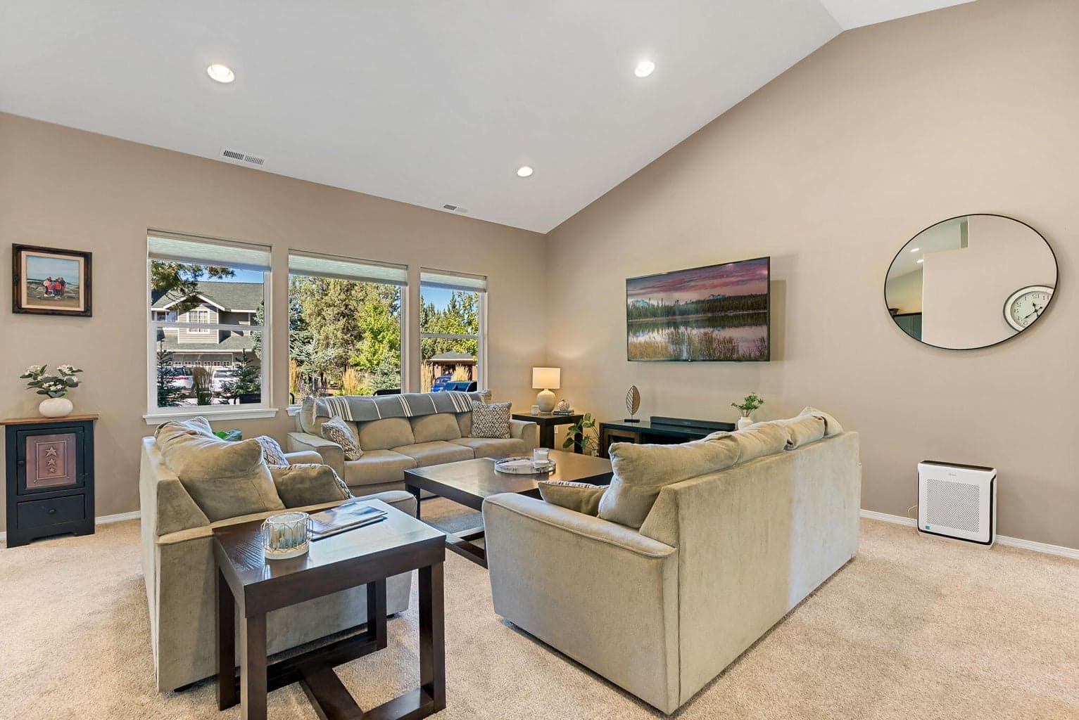 Photo of 810 Willet Lane 19 of 50
