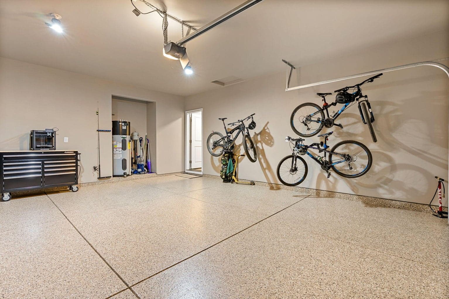 Photo of 810 Willet Lane 29 of 50