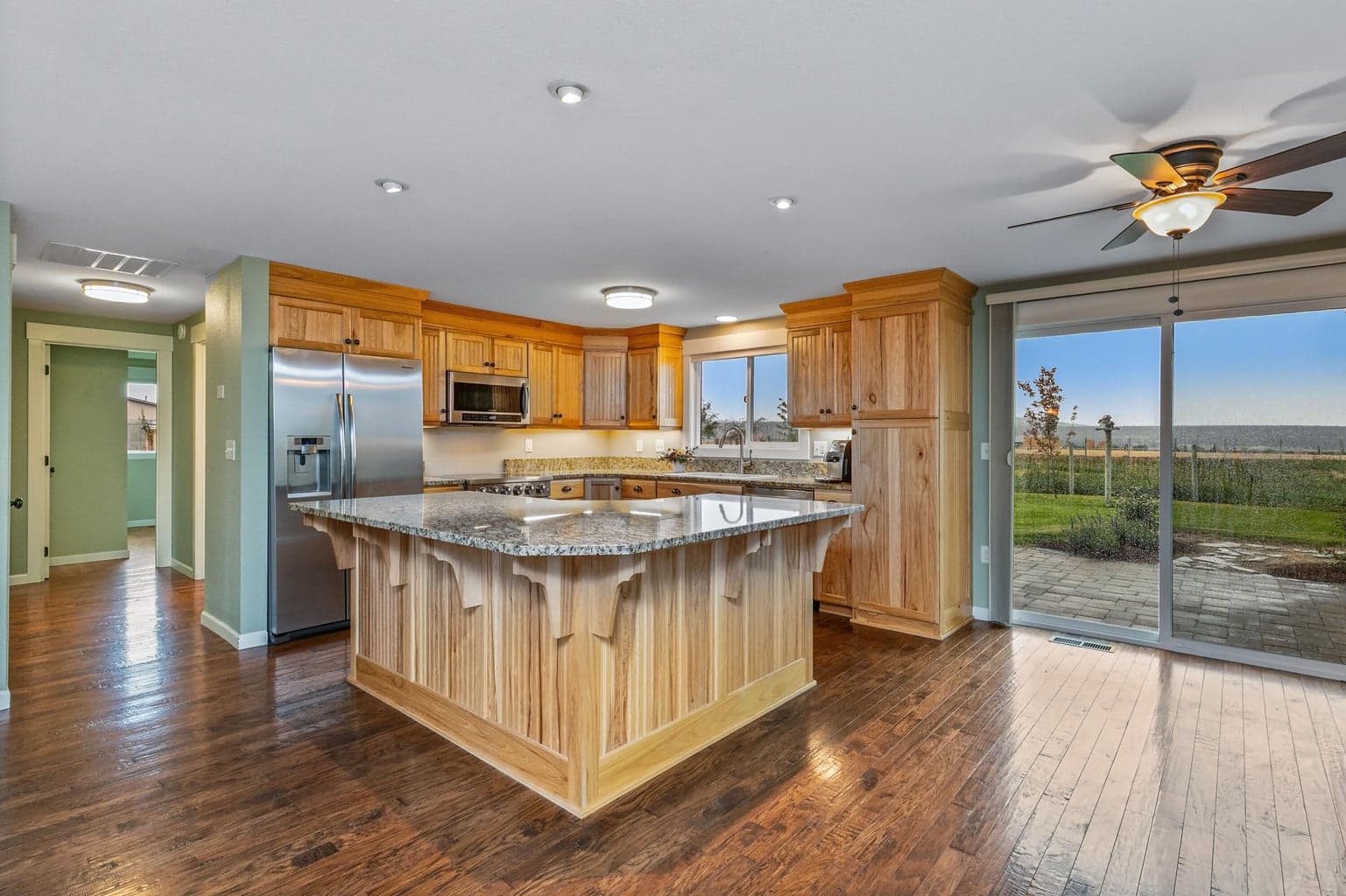 Photo of 2305 Hackamore 3 of 23