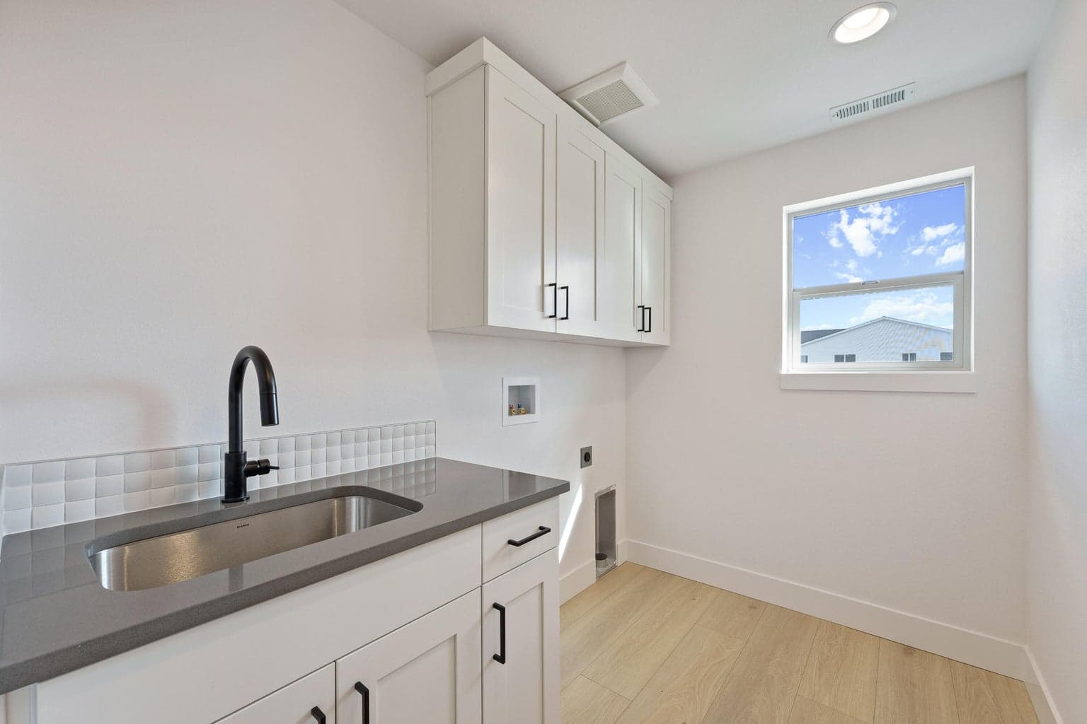 Photo of 21157 NE Beall Drive 25 of 34