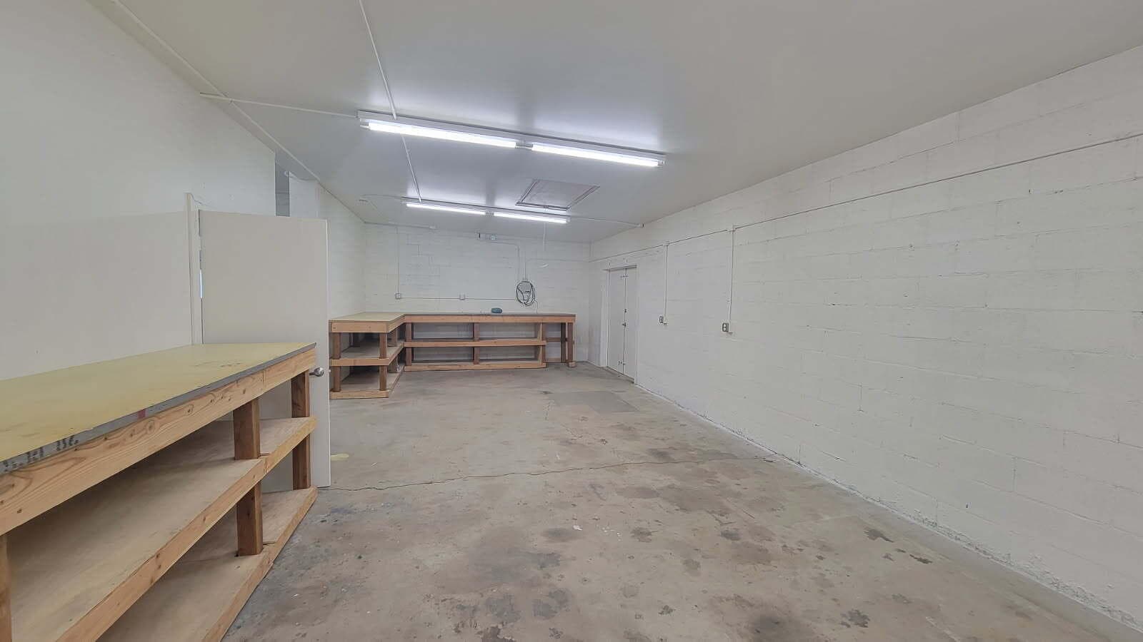 Photo of 862 NW 3rd Street 11 of 14