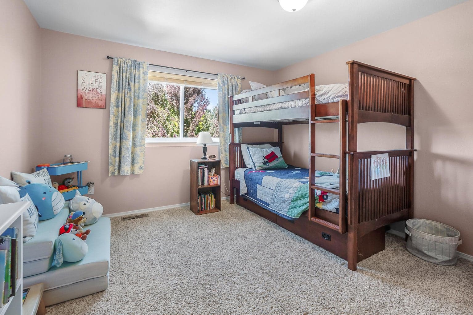 Photo of 61344 Elkhorn Street 25 of 34