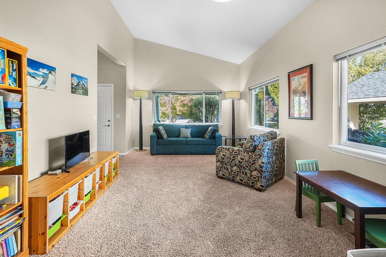 Photo of 61344 Elkhorn Street 8 of 34