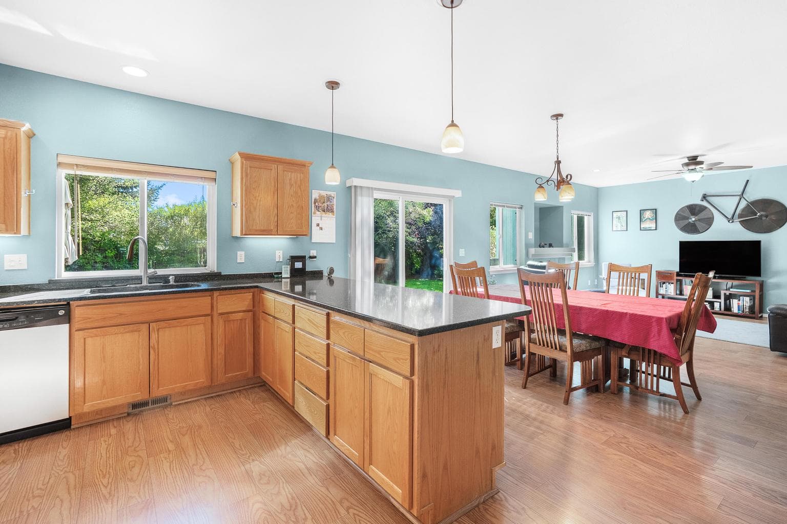 Photo of 61344 Elkhorn Street 16 of 34