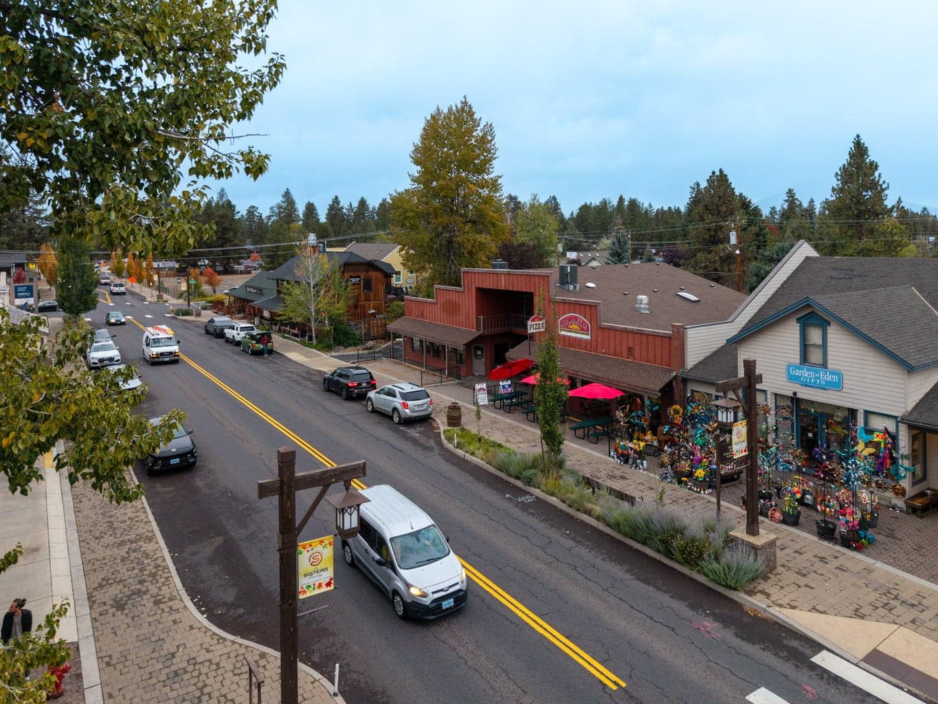 Photo of 220 Cascade 4 of 32