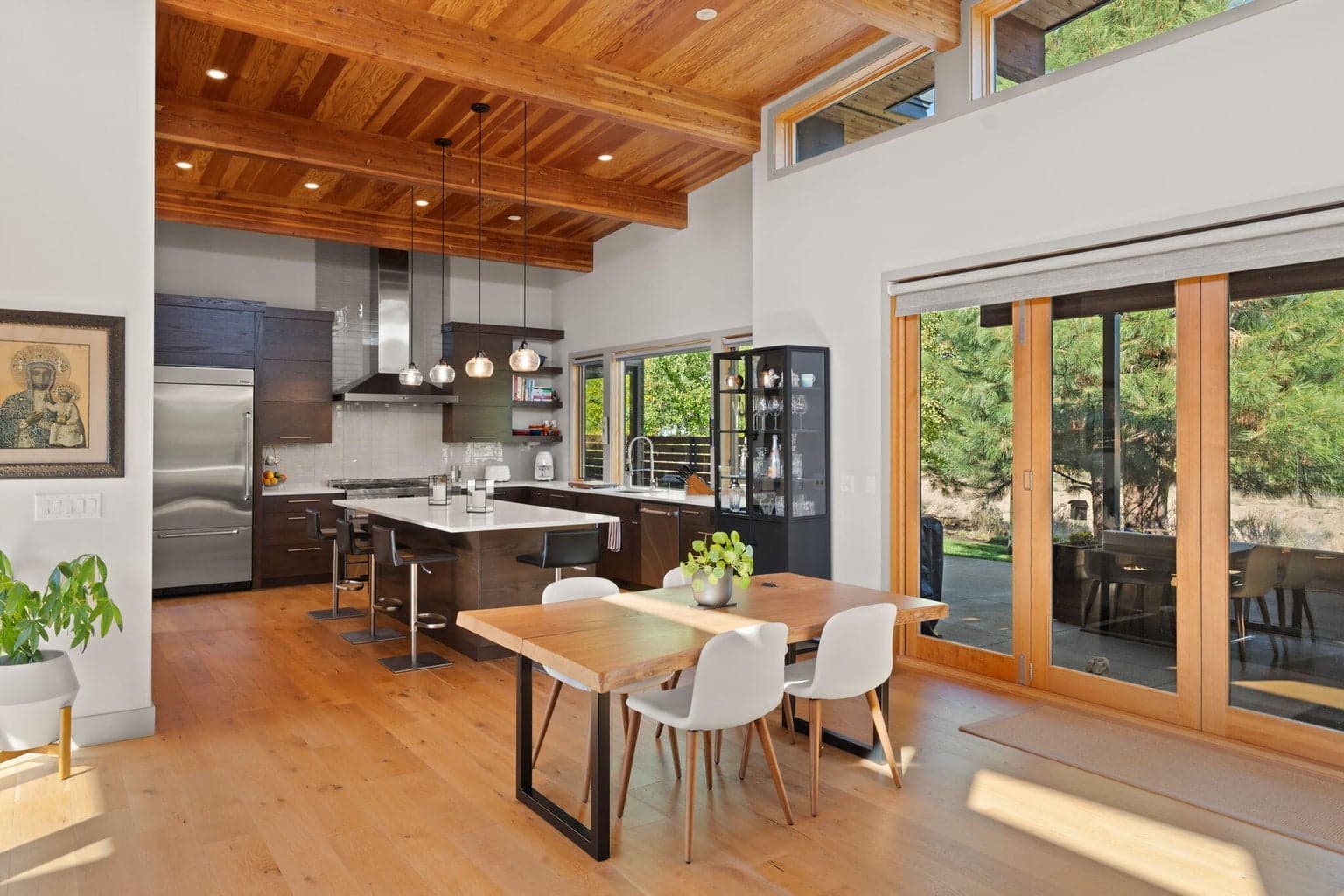 Photo of 61612 Hosmer Lake Drive 20 of 64