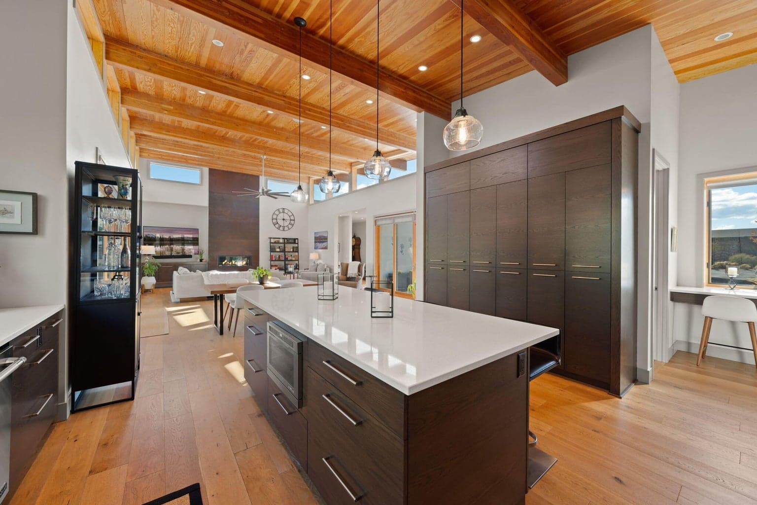 Photo of 61612 Hosmer Lake Drive 24 of 64