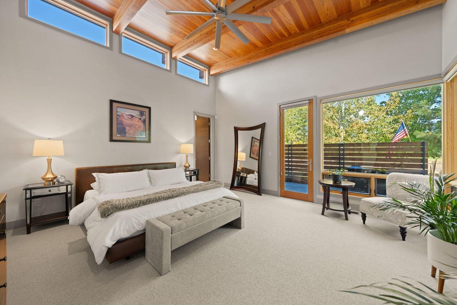 Photo of 61612 Hosmer Lake Drive 26 of 64