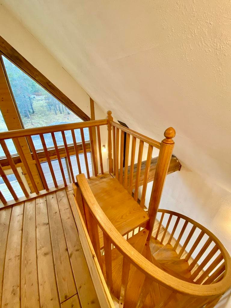 Photo of 54896 Huntington Road 37 of 66